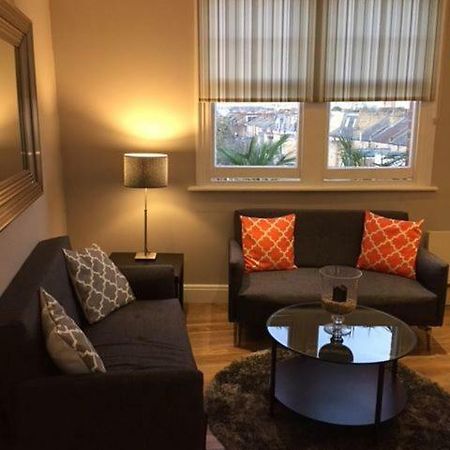 Appartement Stunning 2 Bed Flat Shepherds Bush à Londres Extérieur photo