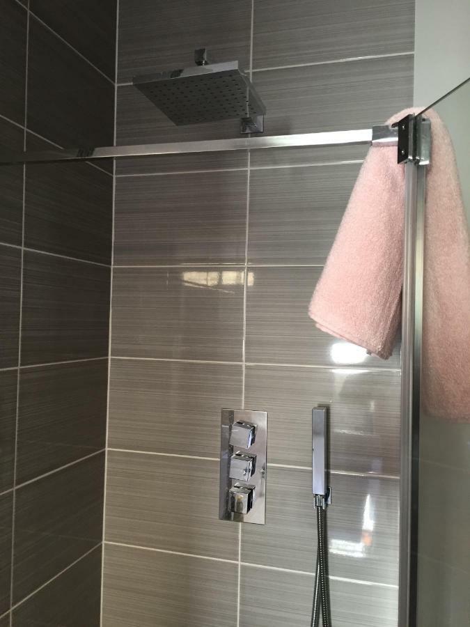 Appartement Stunning 2 Bed Flat Shepherds Bush à Londres Extérieur photo